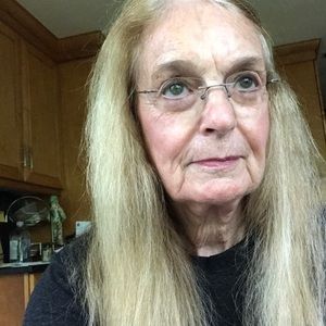 Meet your Posher, Leslie